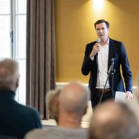 Start bouw Bosrijk Mariëndaal in Velp: directeur ontwikkeling CRA Vastgoed vertelt over het project tijdens de bijeenkomst in de kapelzaal