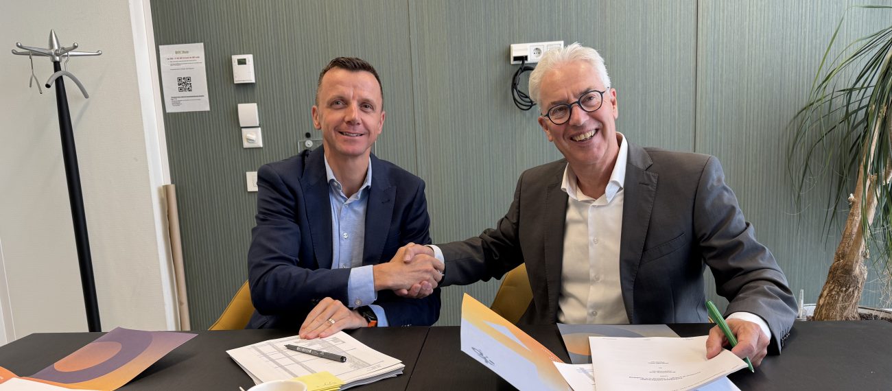 HR Voetnoodt aannemersovereenkomst thuis