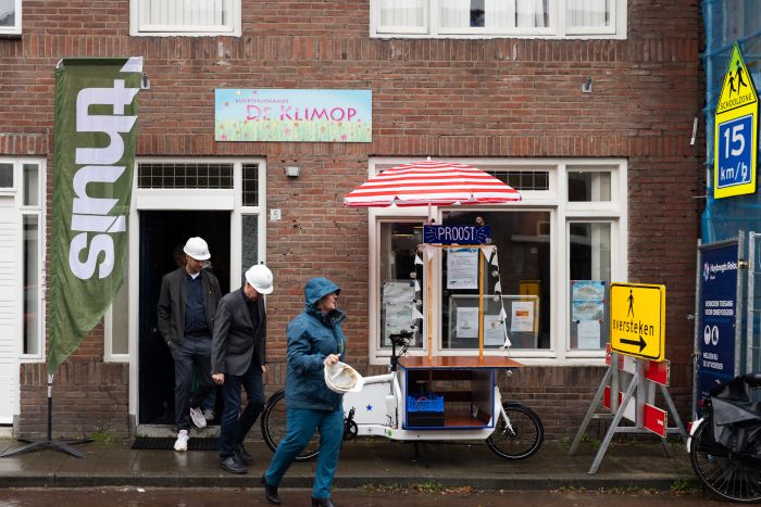 20250417 Eerste steen moment LR 025 013 A2387