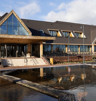 HR Van der Valk Volendam 2