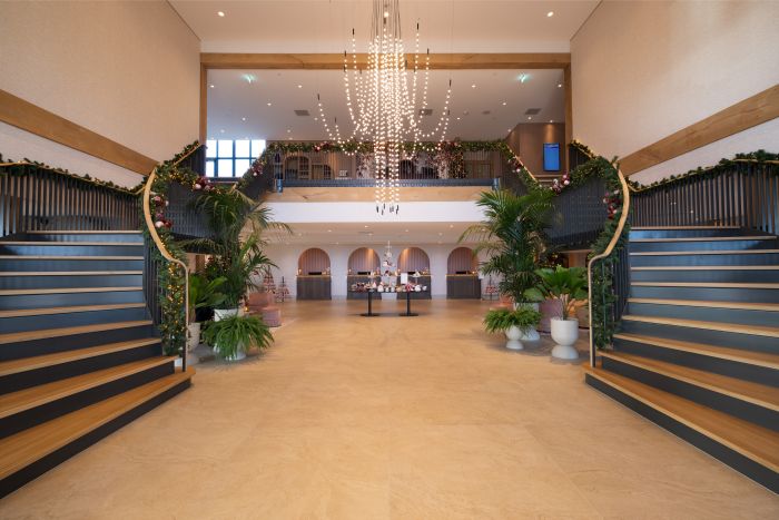 HR Van der Valk Volendam 6