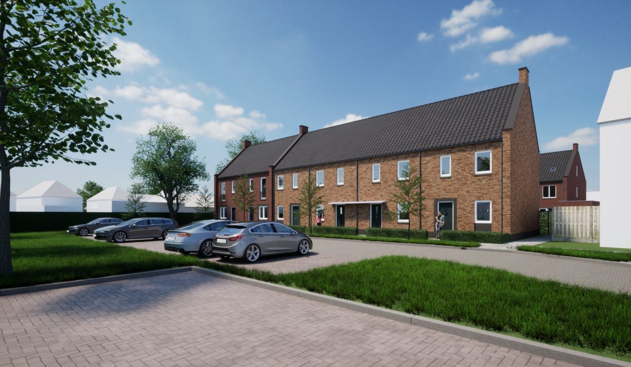 Herontwikkeling De Molensteen Valkenswaard – rij woningen in warme baksteen met donkere zadeldaken, jonge bomen en parkeerplaatsen aan een rustige straat onder blauwe lucht.