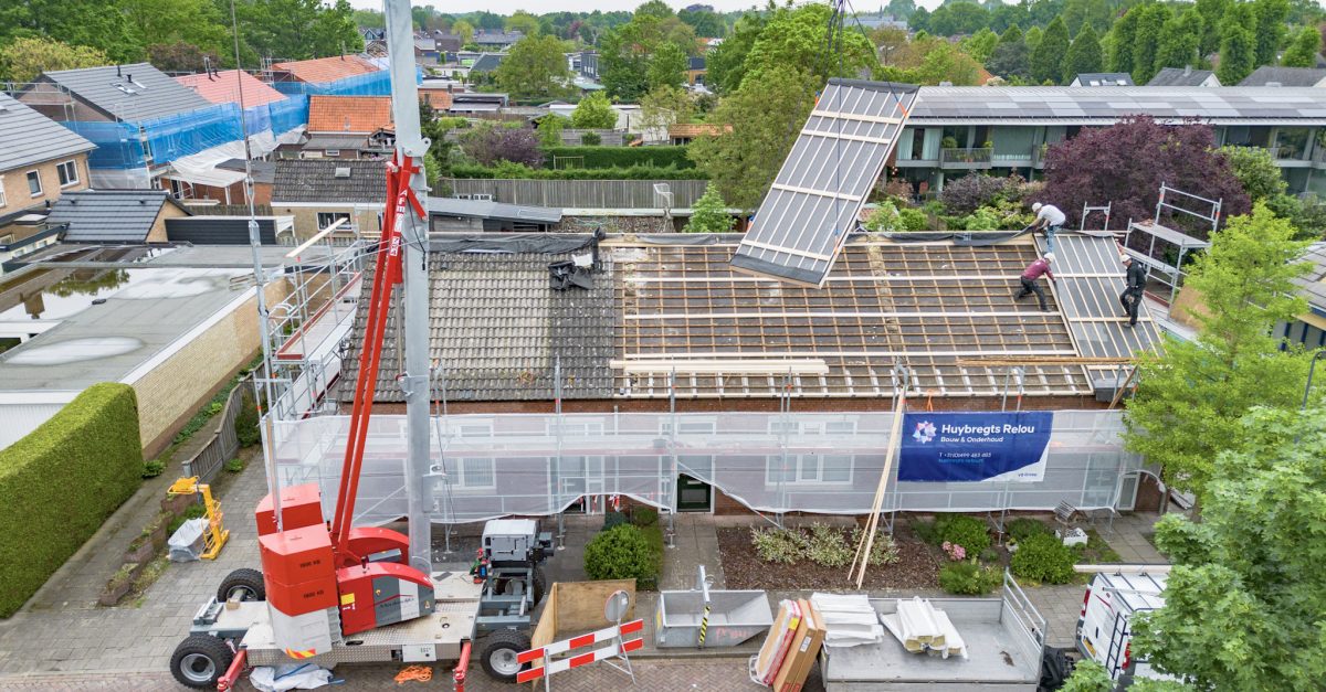 Samenwerking resulteert in nieuwe biobased dakplaten - Huybregts Relou